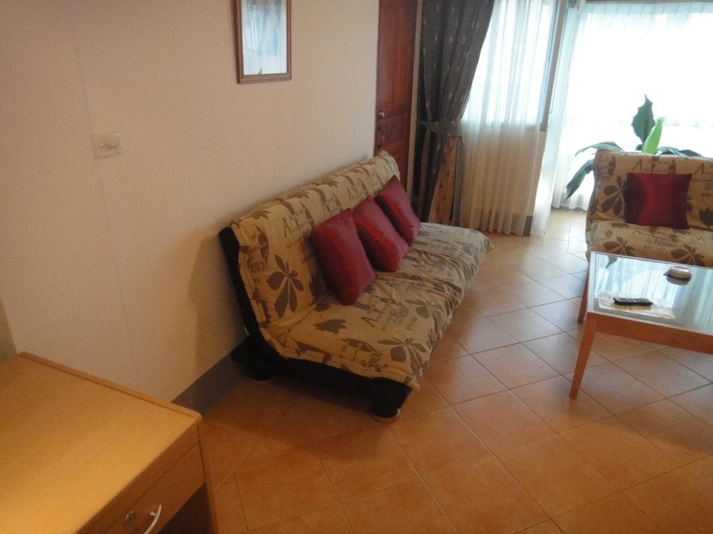 Aquarius Gay Guesthouse & Sauna Patong Стая снимка