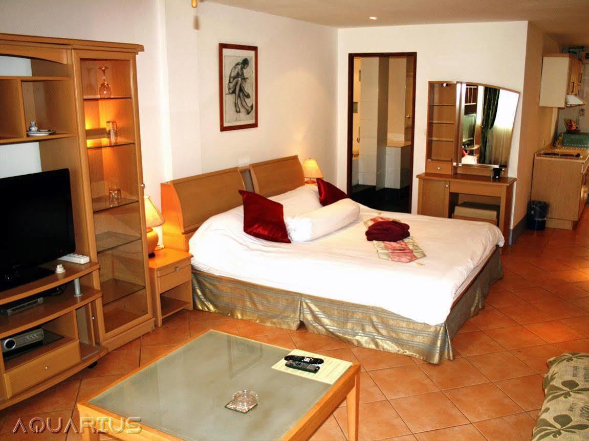 Aquarius Gay Guesthouse & Sauna Patong Екстериор снимка