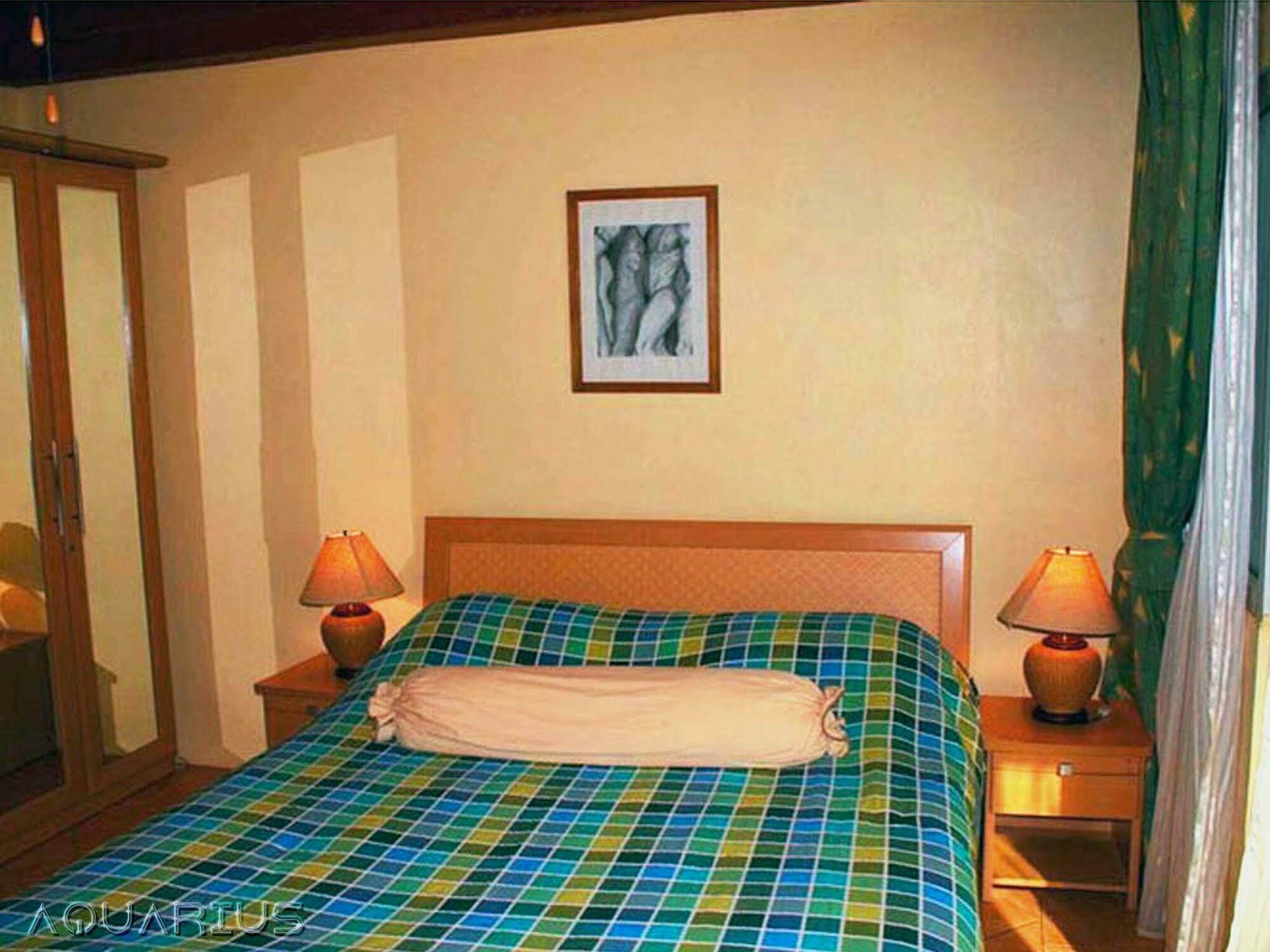 Aquarius Gay Guesthouse & Sauna Patong Екстериор снимка